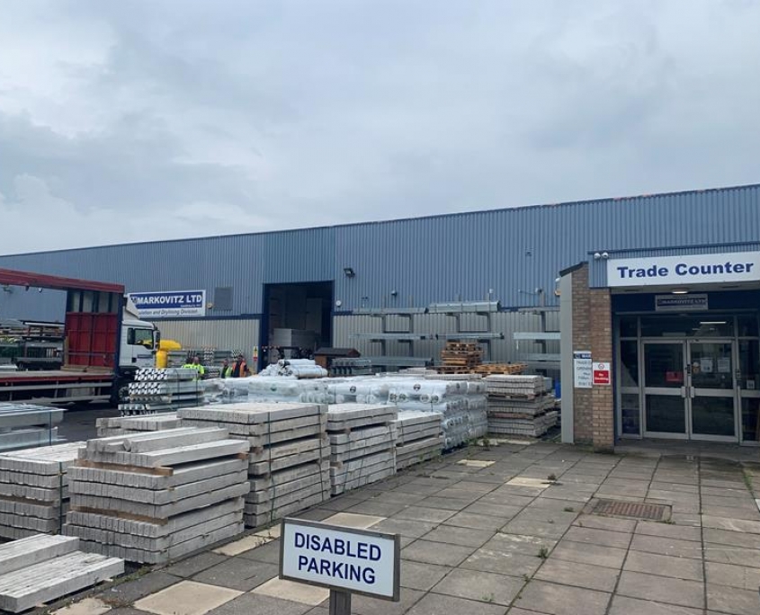 Unit D1, Irlam B8 Real Estate